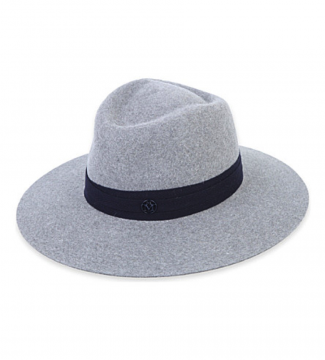 hat